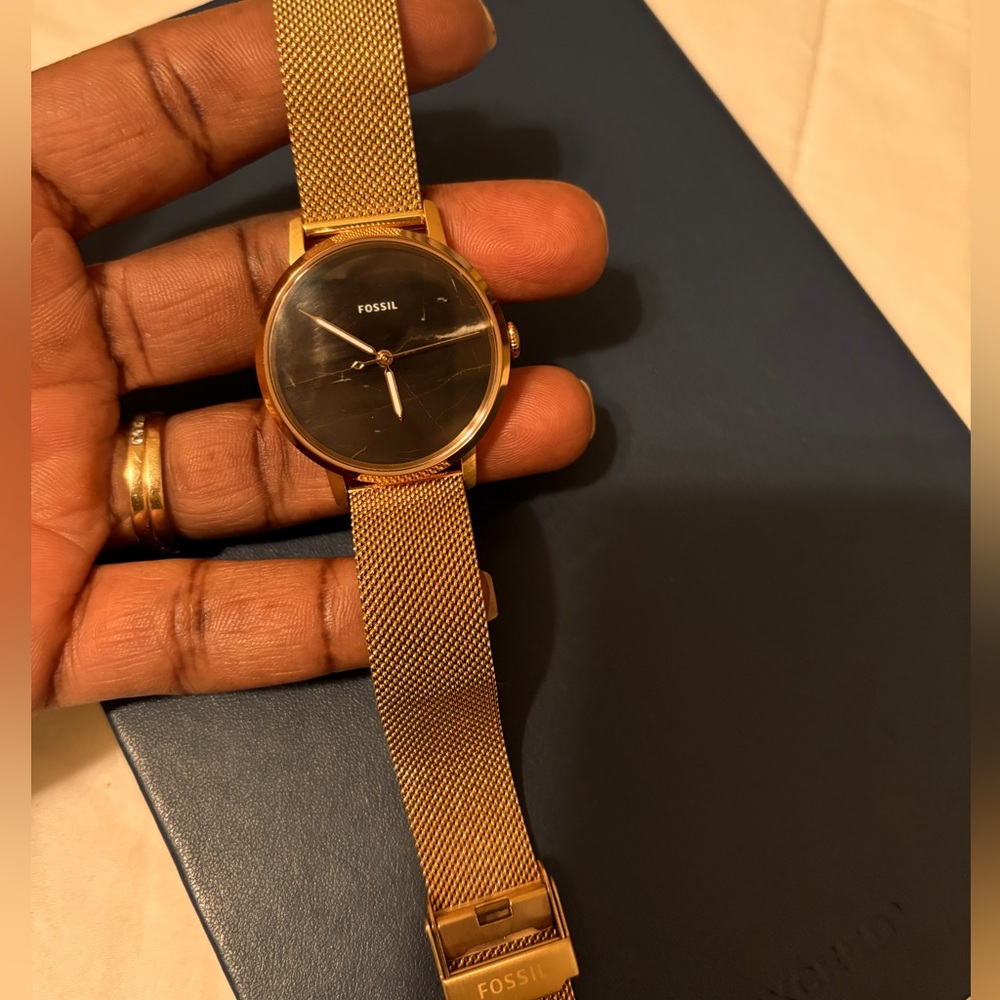 Unisex Women's 34mm Rose Gold Tone Fossil Watch, Black Face, Mesh Band, ES4405